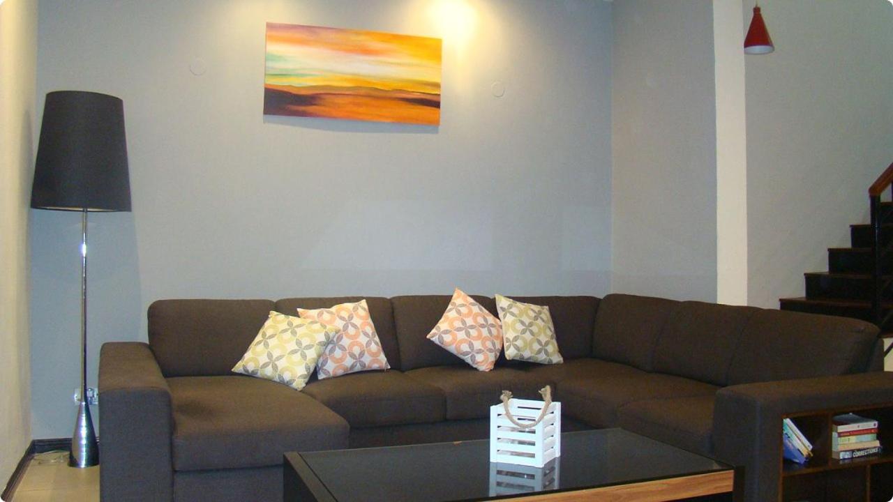 Althea's Nice, Comfy 4 Bedroom Townhouse With Pool In Bay- Ah 1 Hébergement de vacances Grand Baie